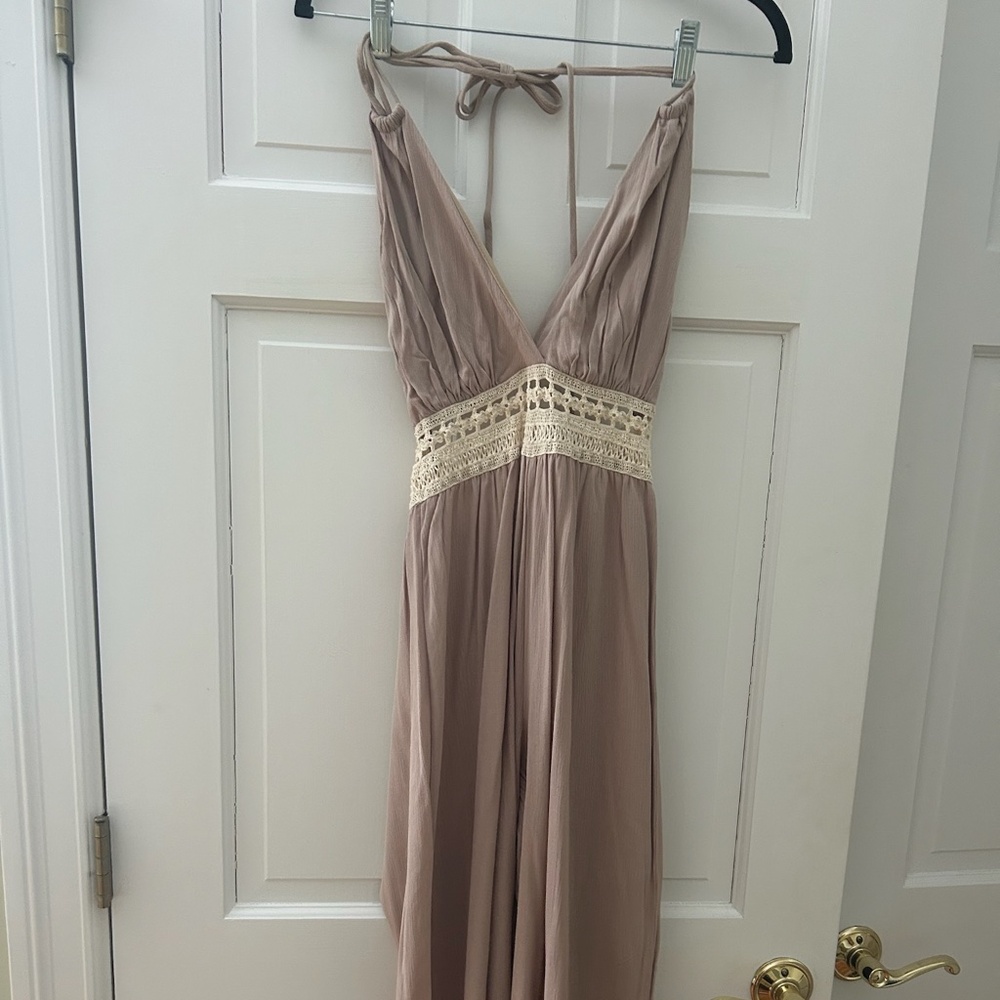 Halter tie jumpsuit with lace cut outs